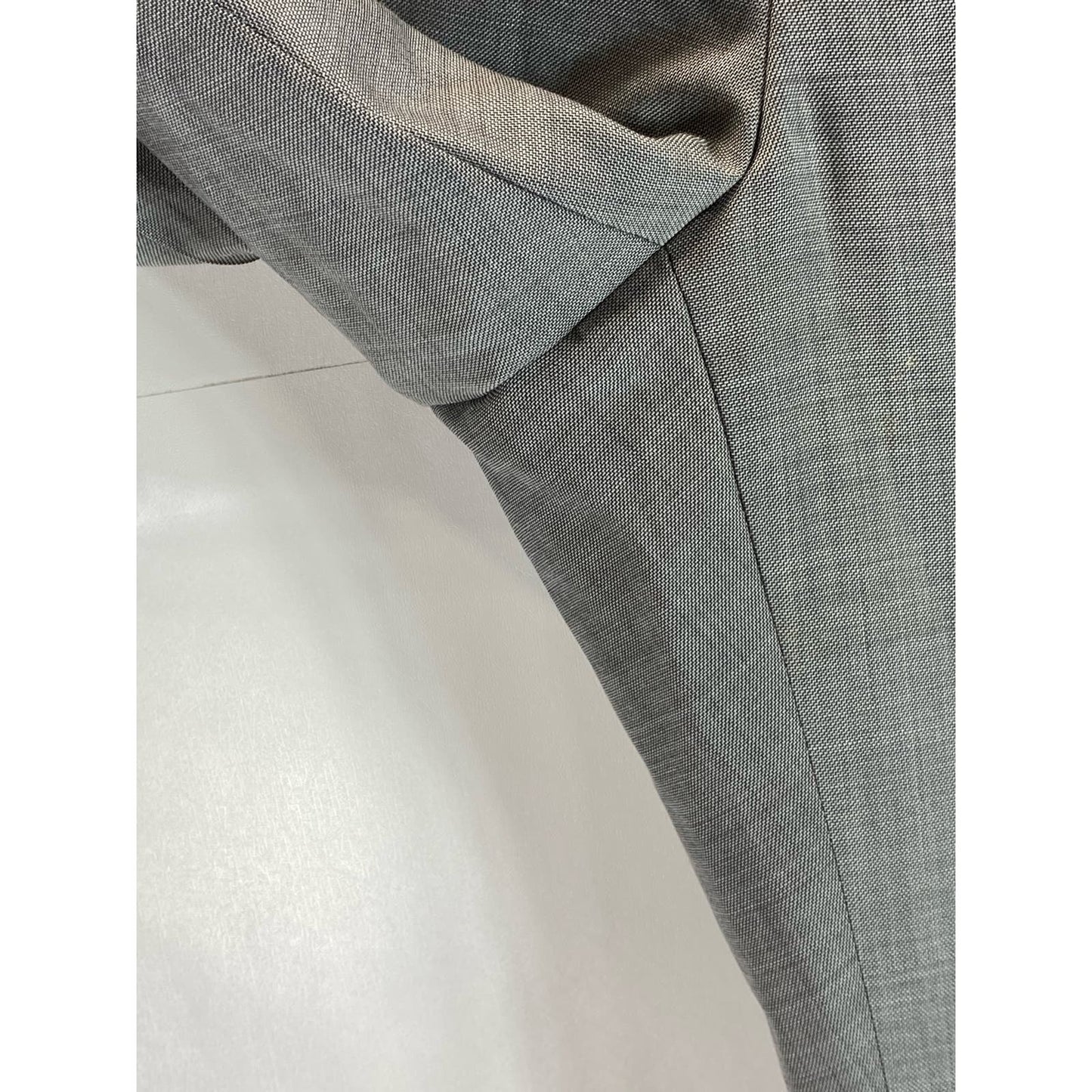 TOMMY HILFIGER Men's Light Grey Sharkskin Modern-Fit Flat Front Pants SZ 36X32