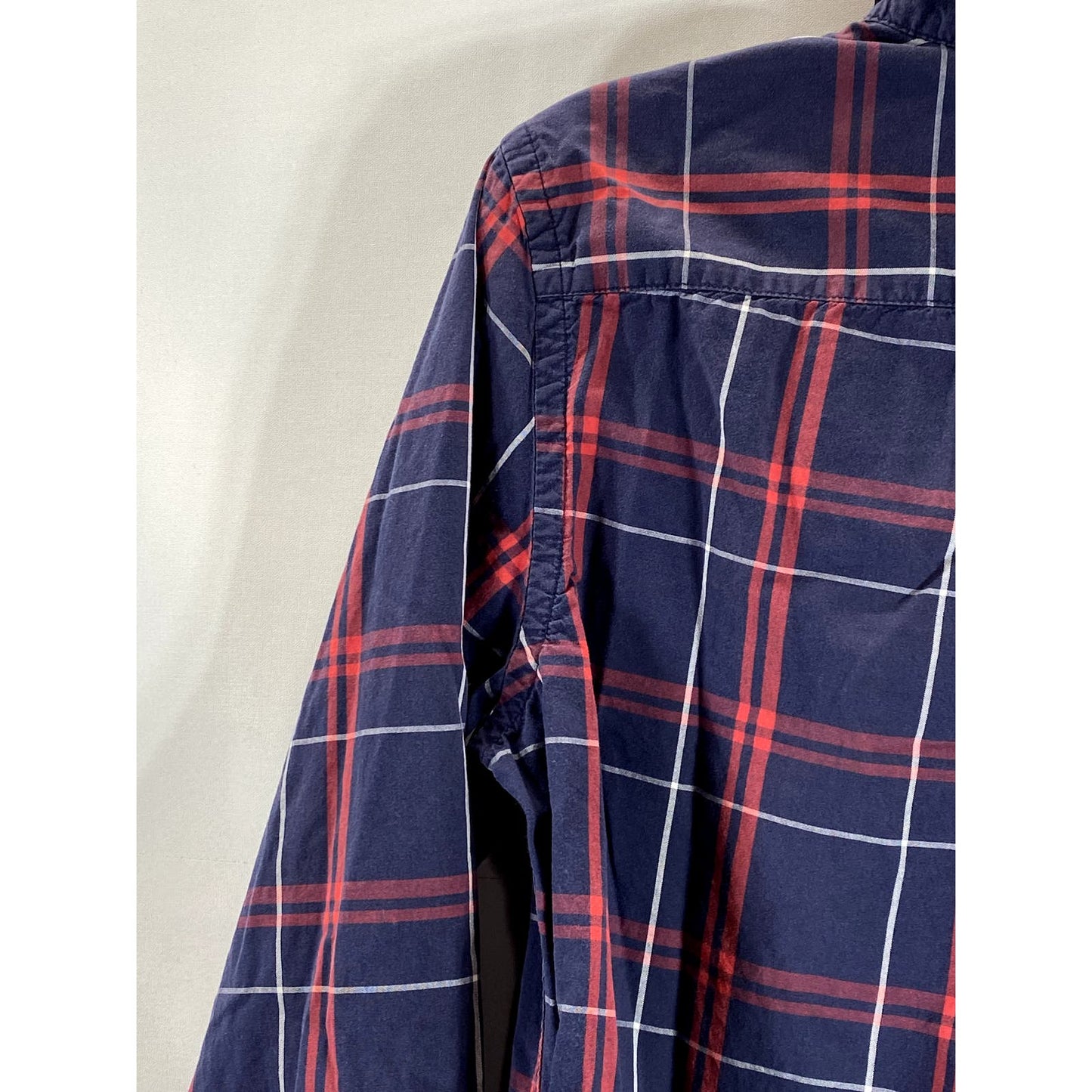 AMERICAN EAGLE OUTFITTERS Men's Navy/Red Plaid Prep-Fit Button-Up Shirt SZ S