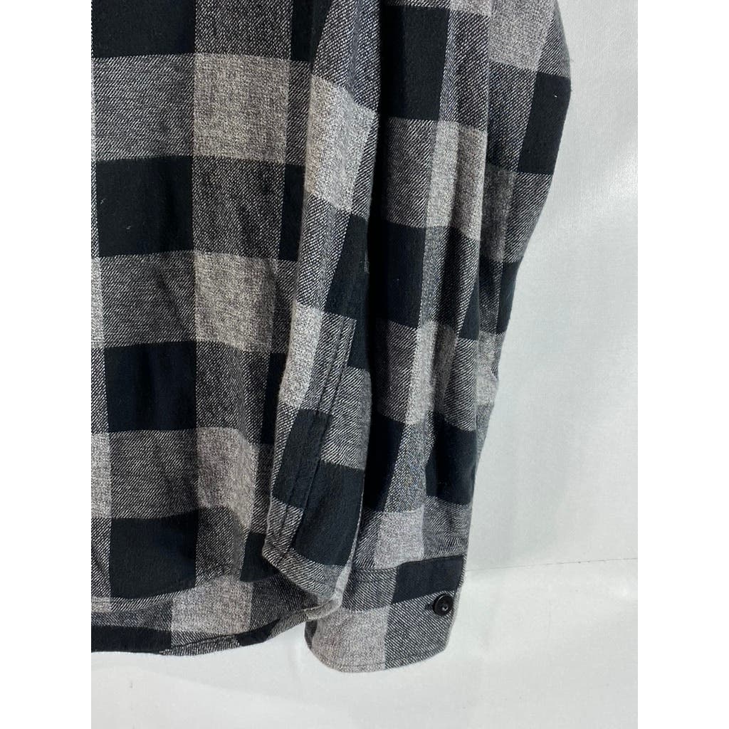 AMERICAN EAGLE OUTFITTERS Men's Grey/Black Plaid Classic-Fit Button-Up Shirt SZL
