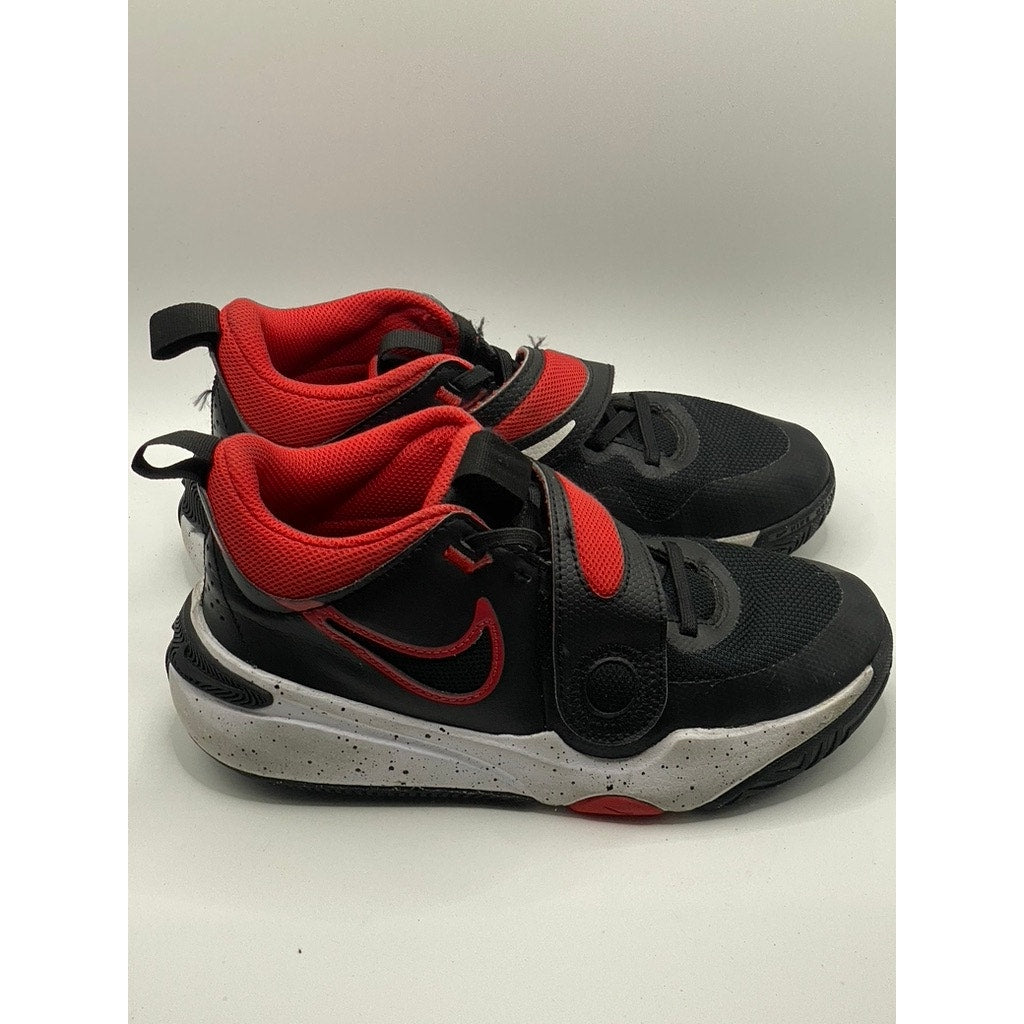 NIKE Kid's Black-Red Grade School Team Hustle Lace-Up D11 Sneakers SZ 4Y