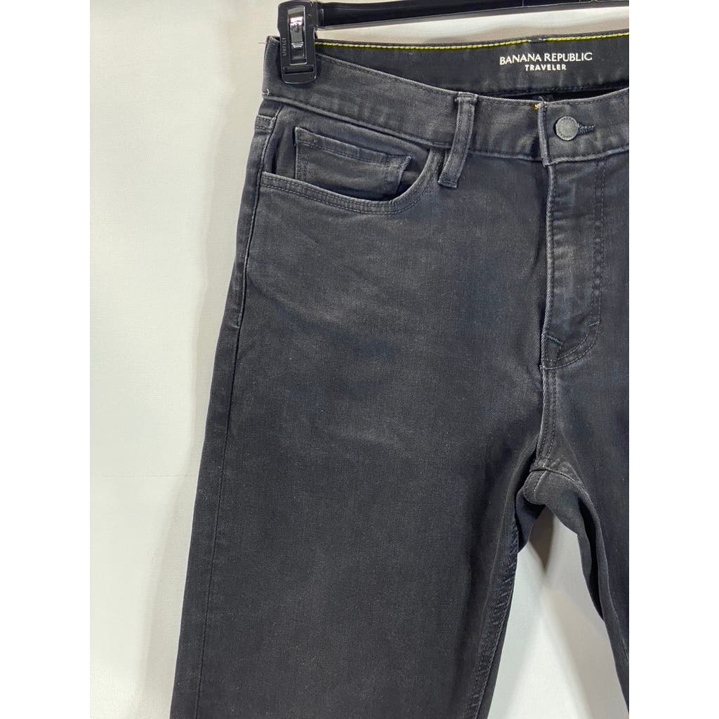 BANANA REPUBLIC Men's Solid Black Traveler Tapered-Fit Five-Pocket Pant SZ 33X32