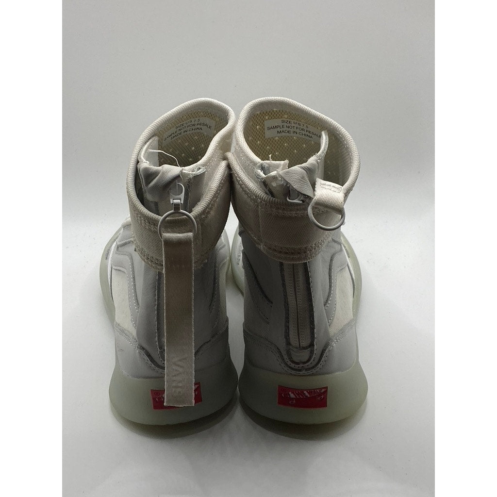 VANS Men's White Vault Skoot LX Pull-On Round Toe Sock Shoes SZ 7.5