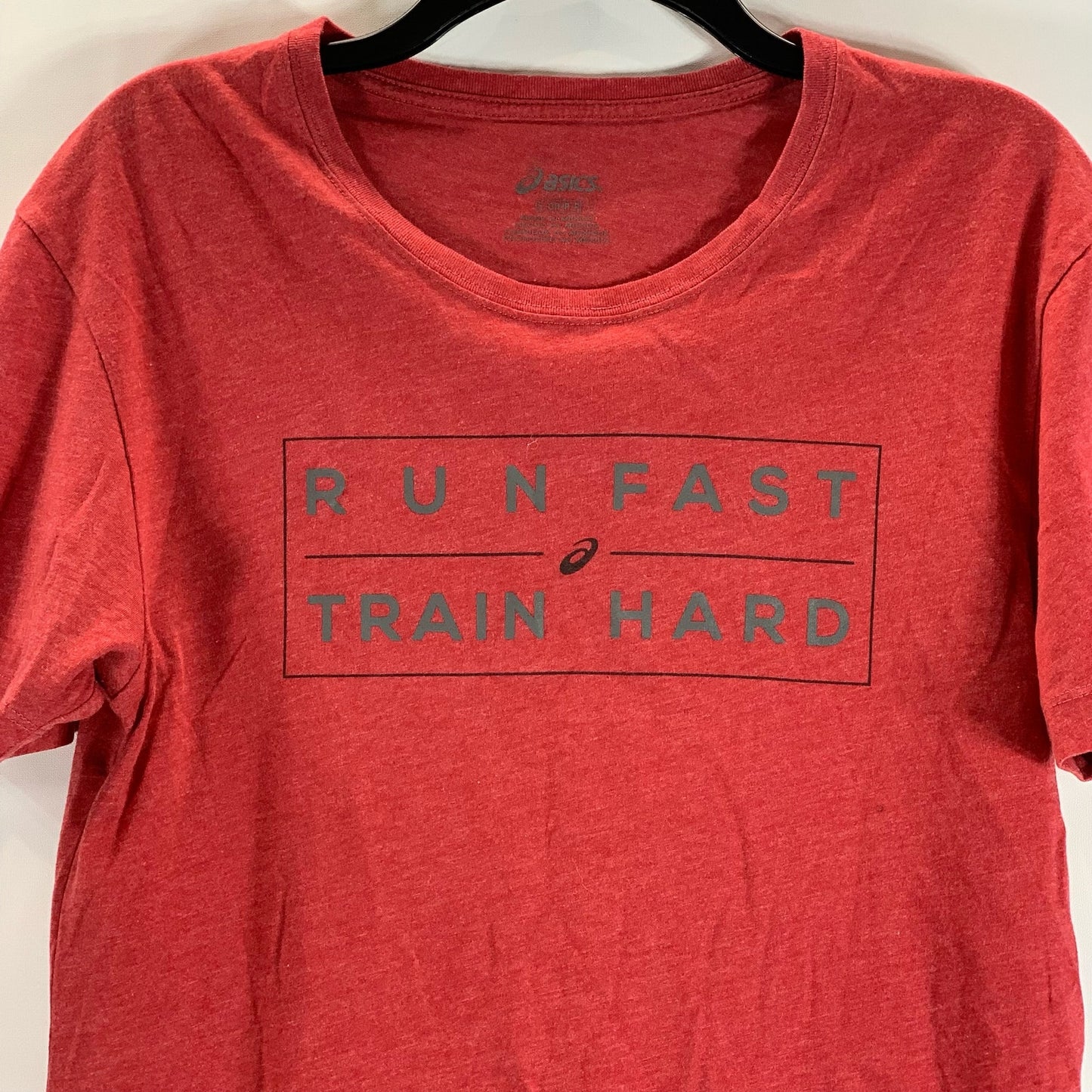 ASICS Men's Red Run Fast Train Hard Logo Crewneck Short Sleeve T-Shirt SZ S