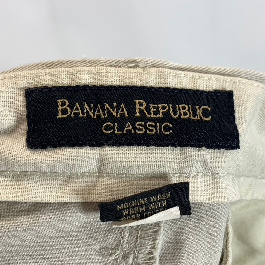 BANANA REPUBLIC Men's Tan Vintage Pleated Front Classic Fit Chino Shorts SZ 33