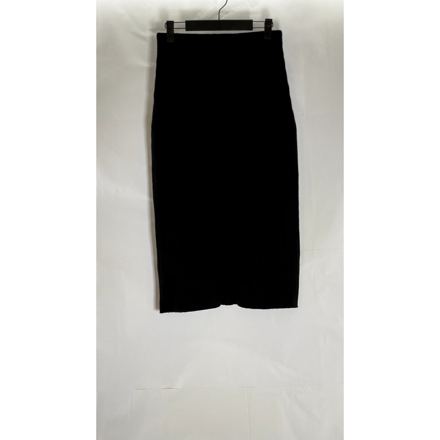 UNBRANDED Women's Black Rib Knit Pull-On Knee Length Casual Skirt SZ S