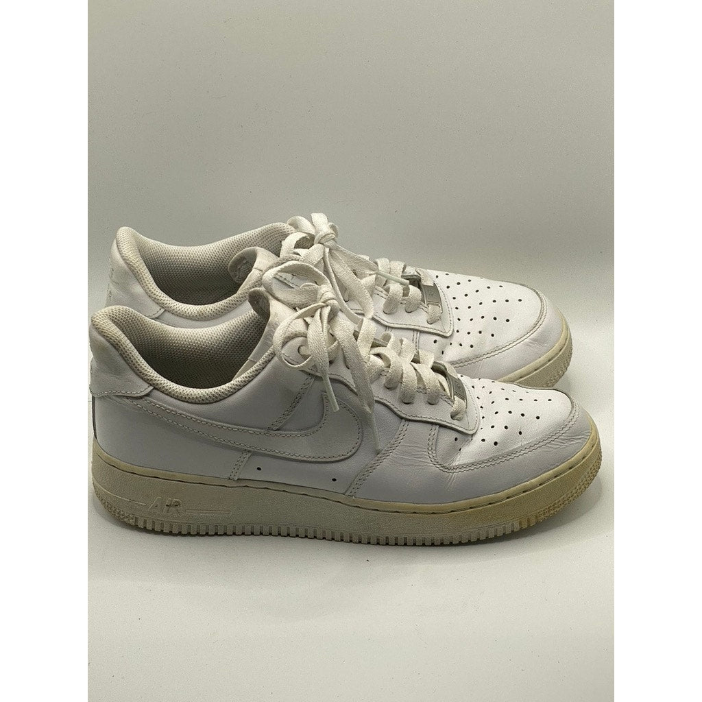 NIKE Men's White Air Force 1 '07 Low Top Lace-Up Basketball Shoes SZ 9.5