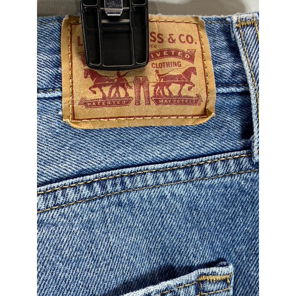 LEVI'S Women's Medium Indigo Distressed Mid-Rise 94' Baggy Jeans SZ 32