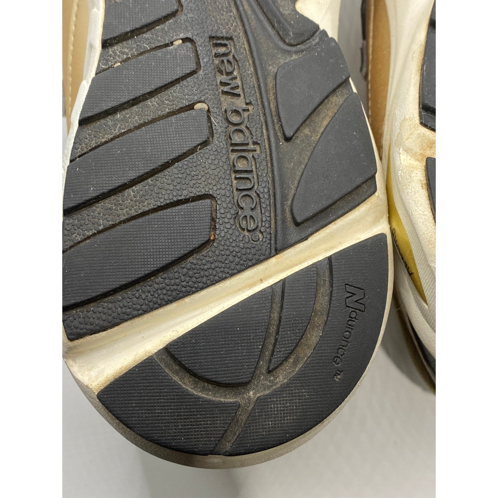 NEW BALANCE Men's Gold-Black 498 Round-Toe Lace-Up Running Sneaker SZ 11.5