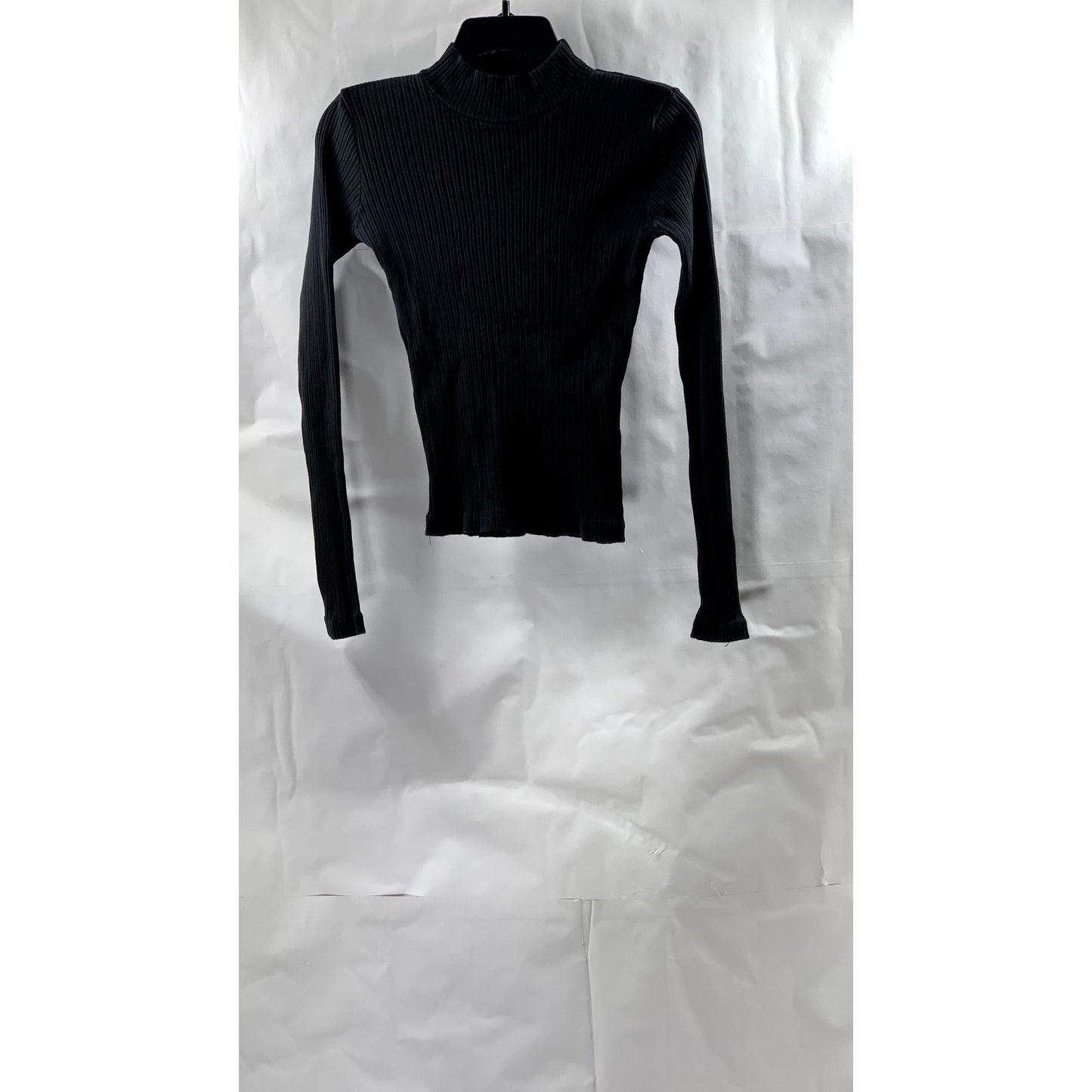 BRANDY MELVILLE Women's Black Rib Knit Long Sleeve Turtleneck Top SZ OS