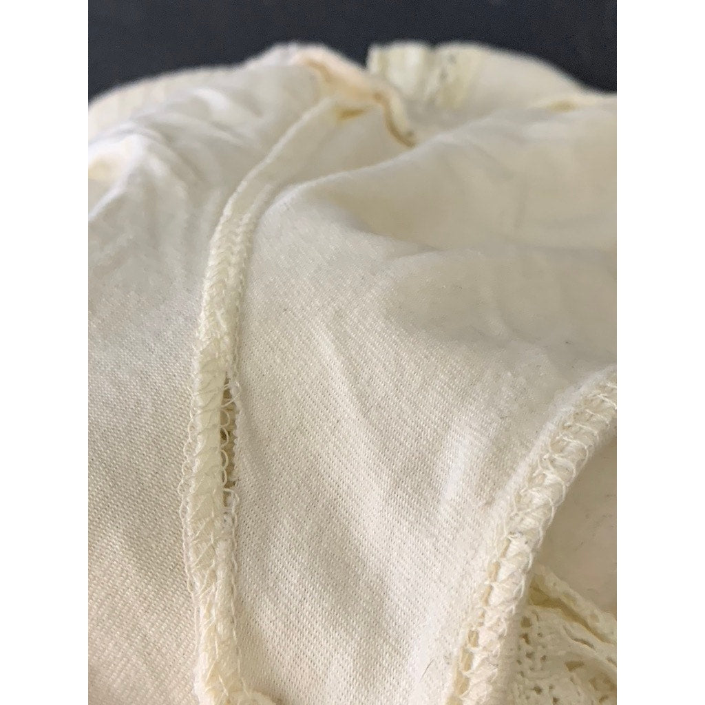 OUT FROM UNDER Women's Off-White Lace-Trim Drawstring Pull-On Mini Skort SZ S