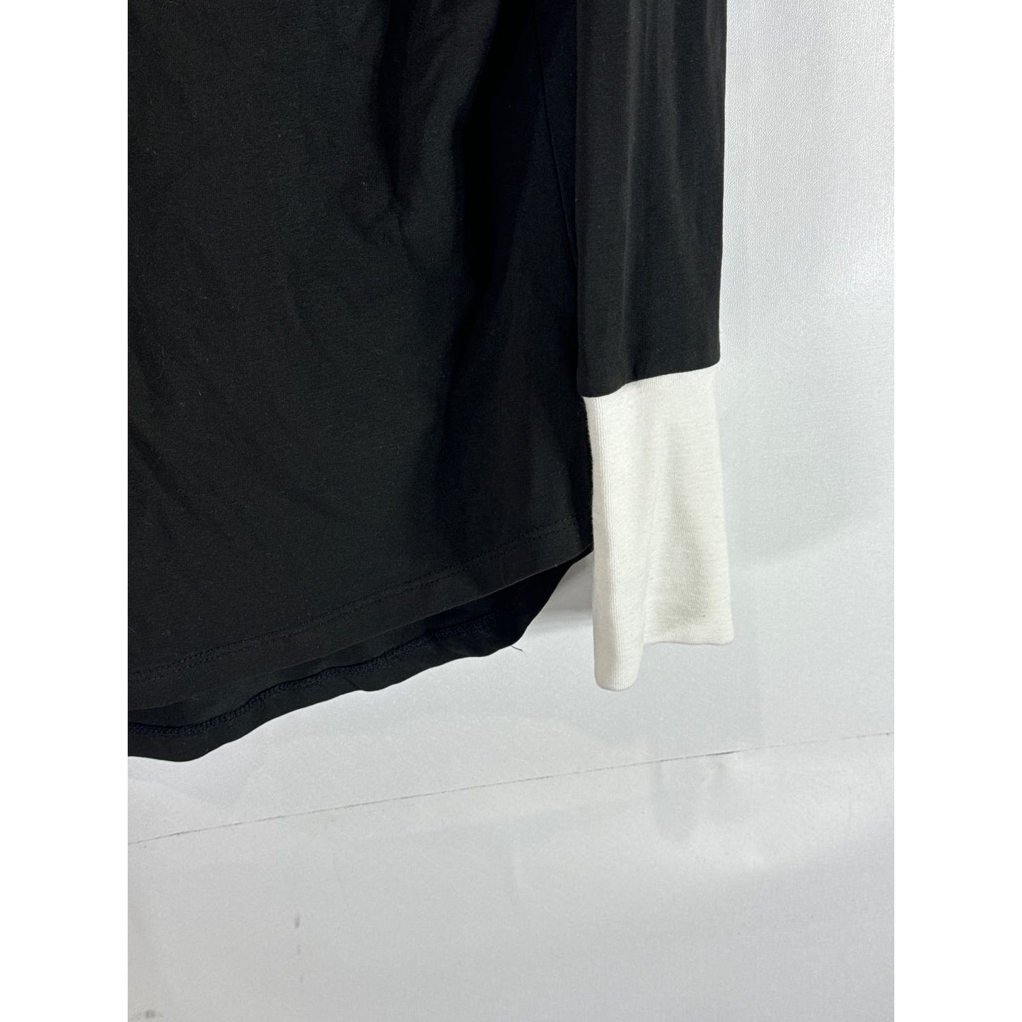 UNIVERSAL STANDARD Women's Black/White Rhine Color --Sleeve Cuff Top SZ XS(US-L)