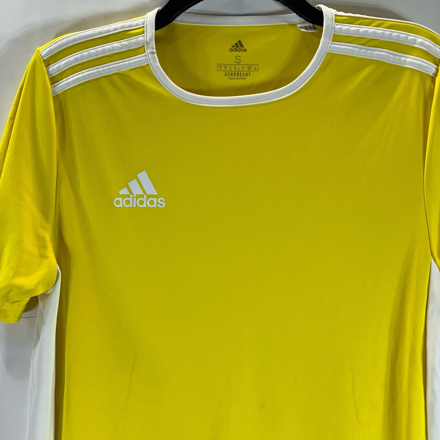 ADIDAS Men's Yellow 3-Stripe Aeroready Crewneck Entrada 18 Soccer Jersey SZ S