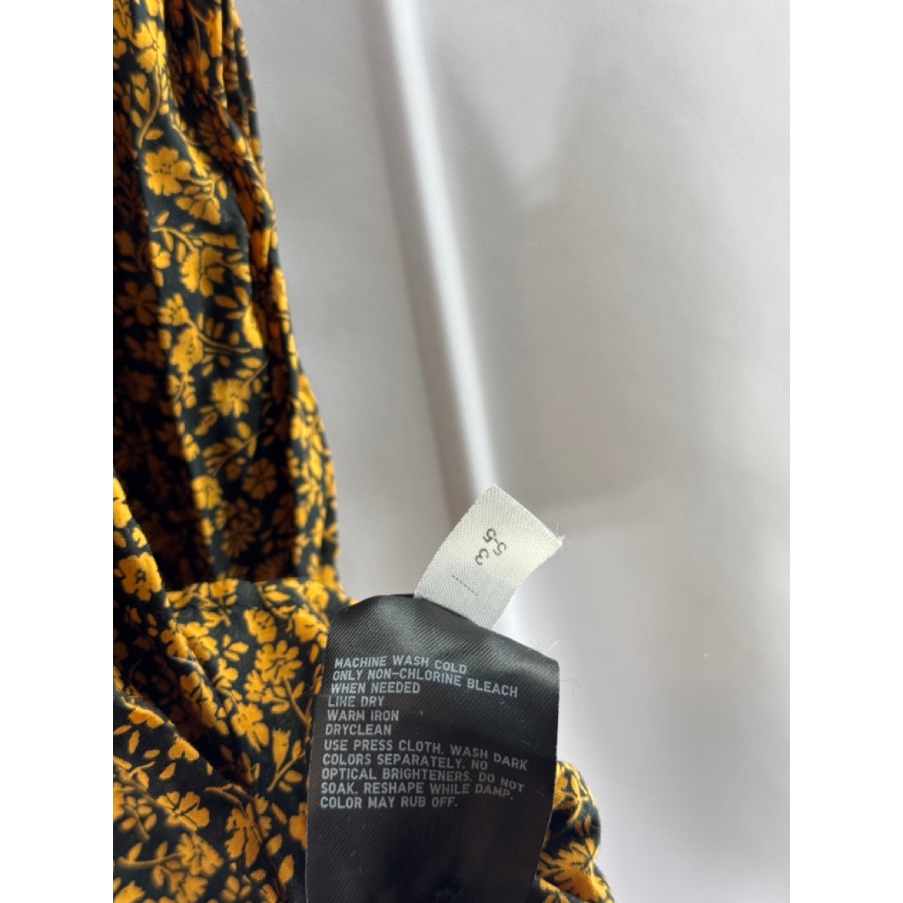 STUDIO SANDERSON X UNIQLO Women's Orange/Black Mini Floral Button-Up Blouse SZ S