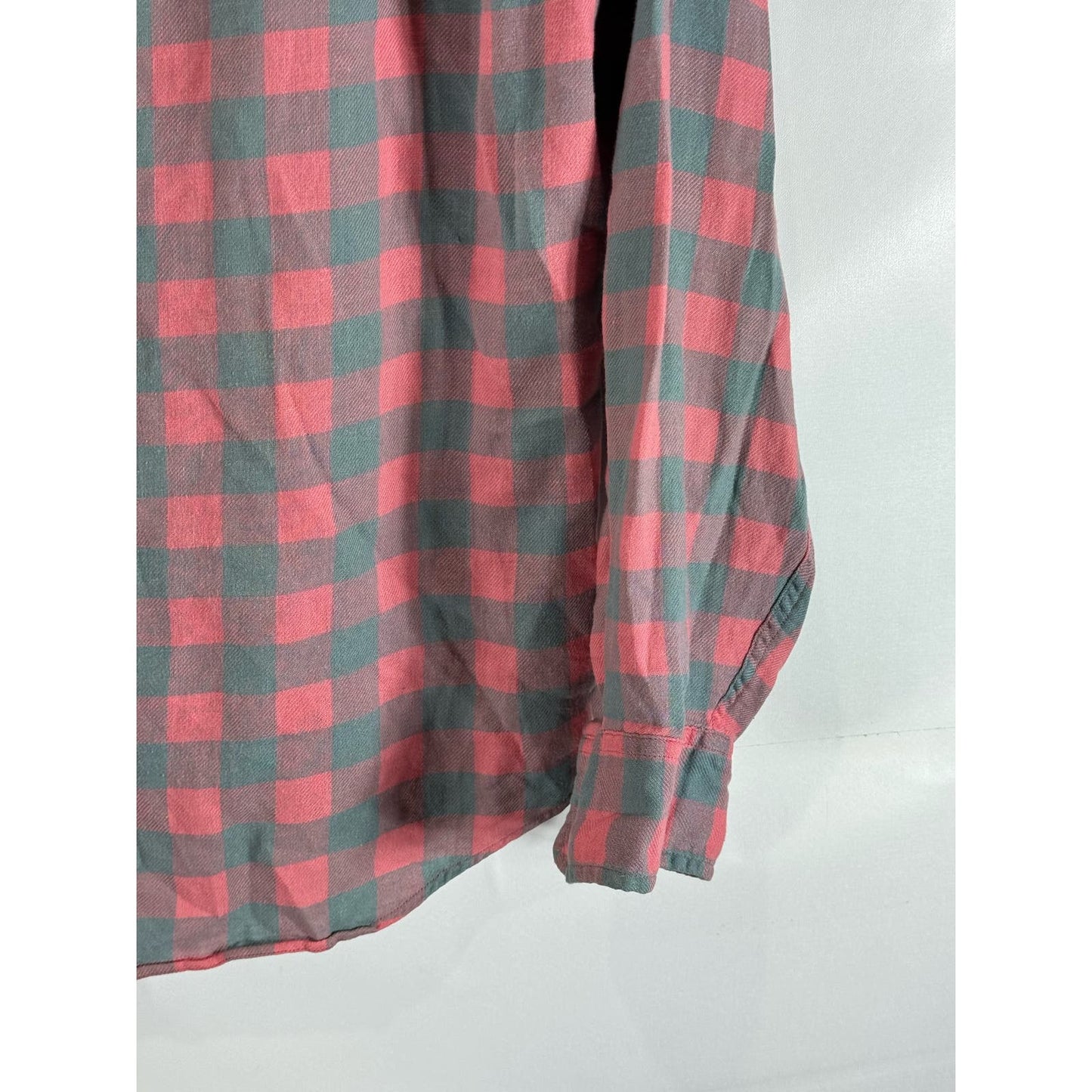 TAILORED BY J. CREW Men's Salmon Pink/Gray Plaid Button-Up Long Sleeve Shirt SZM