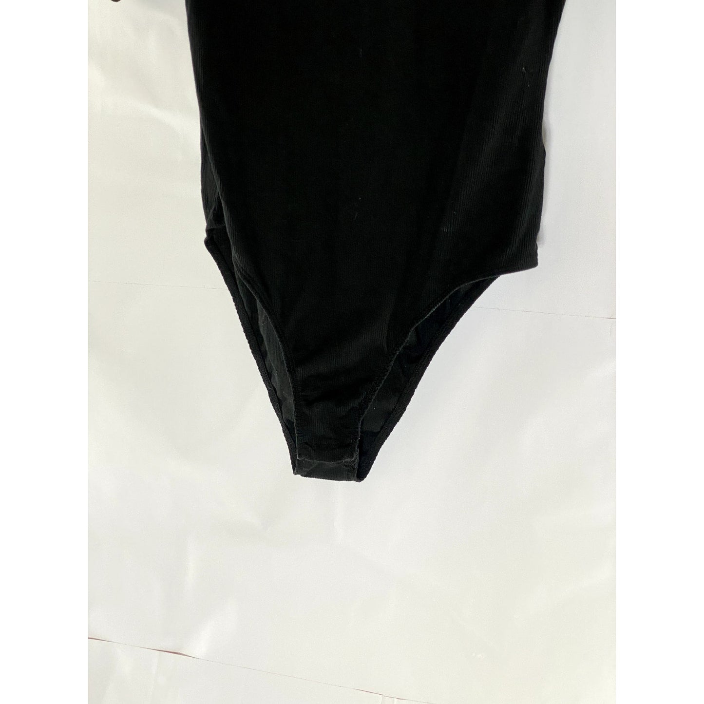 DIVIDED By H&M Women's Black Ribbed Mock-Neck Short Sleeve Bodysuit SZ L