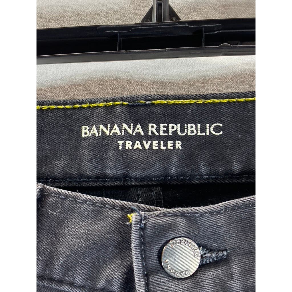 BANANA REPUBLIC Men's Solid Black Traveler Tapered-Fit Five-Pocket Pant SZ 33X32