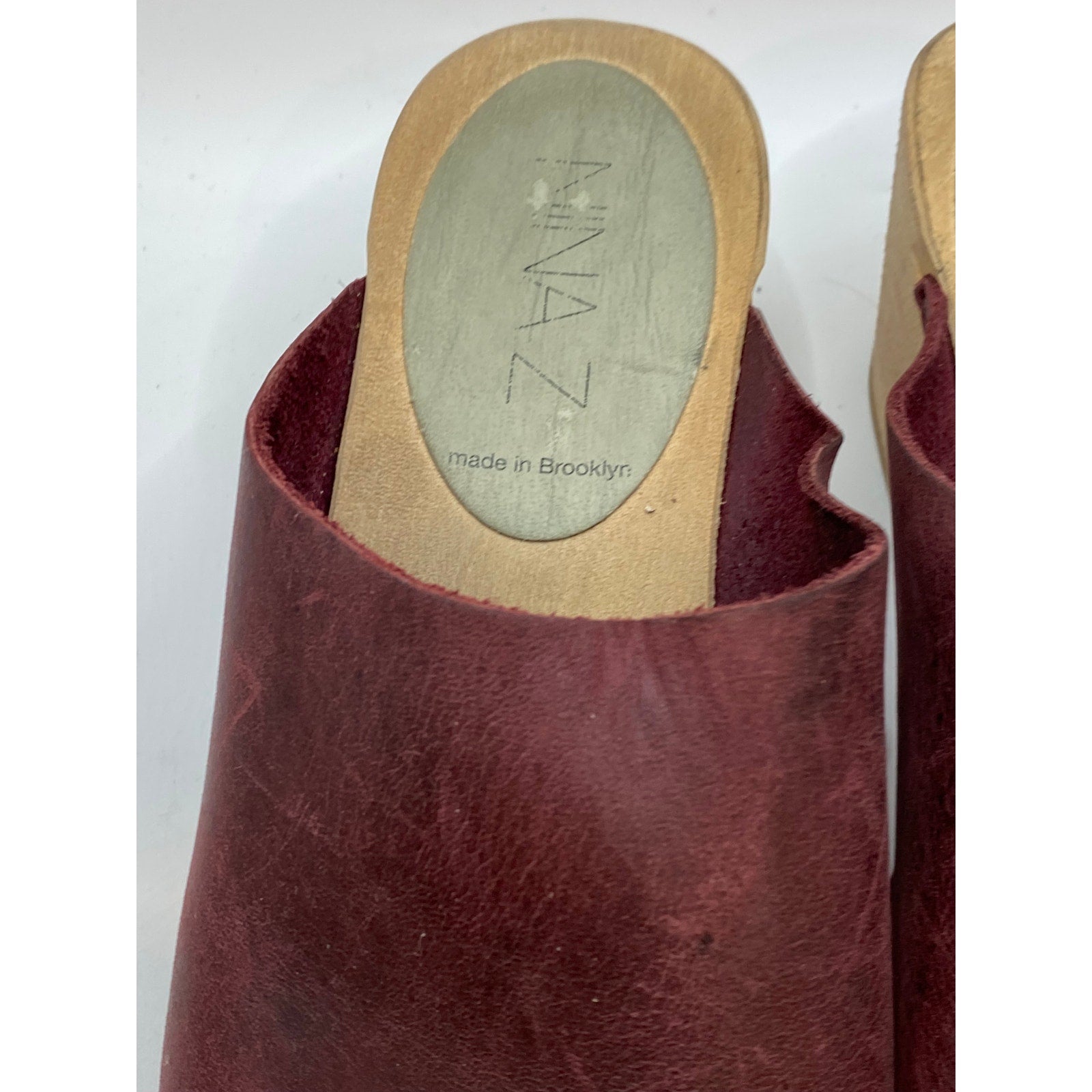 NINA Z Women's Maroon Leather Round Closed Toe Slip-On Wooden Wedge Clog SZ 9