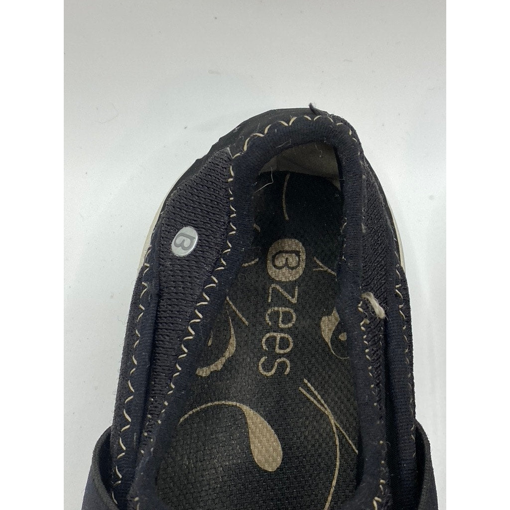 BZEES Women's Black Strappy Slip-On Open-Toe Resort Walking Sandals SZ 6.5