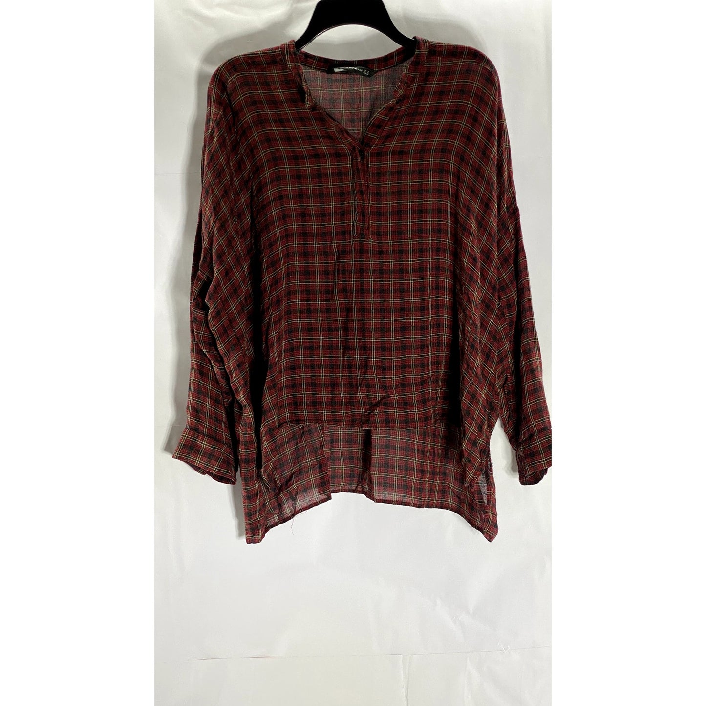 ZARA Women's Red/Green Plaid Long Sleeve Hi-Low Hem Henley Top SZ M