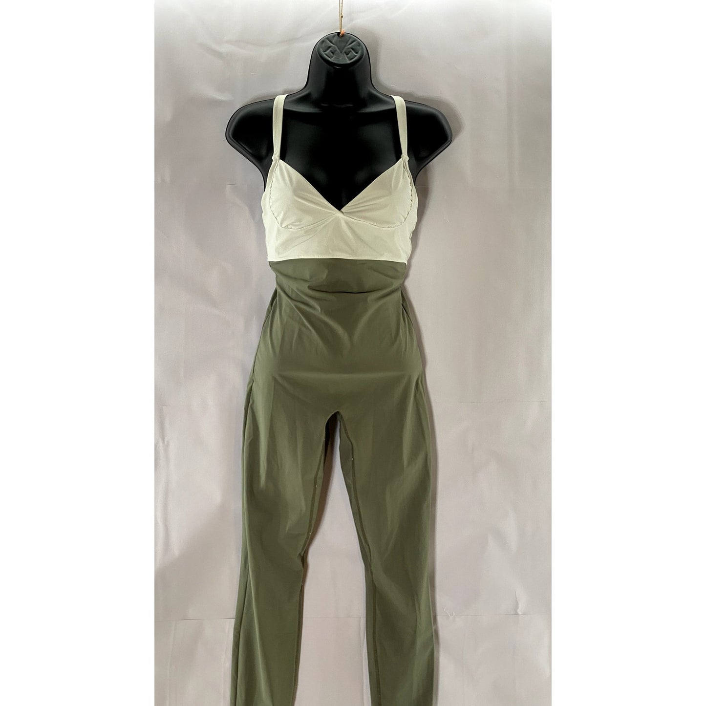 WEAR ONE'S AT Women's Green/Cream Color Block V-Neck Cross-Strap Jumpsuit SZ S