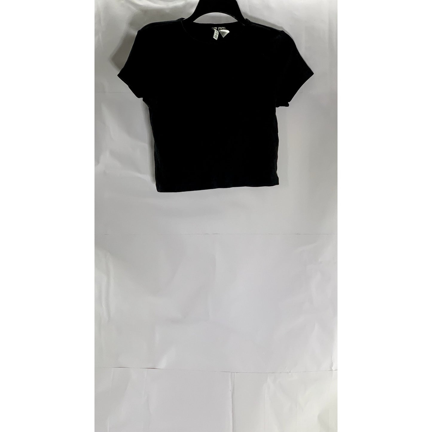 DIVIDED BY H&M Women's Black Crewneck Ribbed Short Sleeve Crop Top SZ L