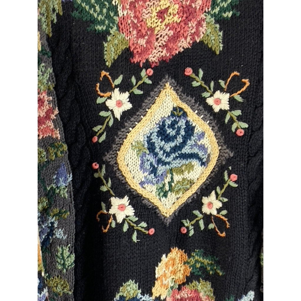 CRYSTAL-KOBE Women's Black Vintage Floral Thick Knit Crewneck Sweater SZ M