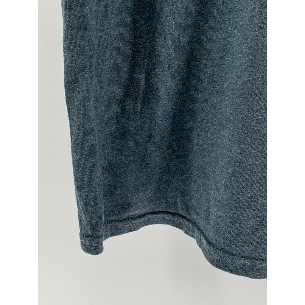 GILDAN Men's Blue Crewneck Renaissance Graphic Short Sleeve Casual T-Shirt SZ L