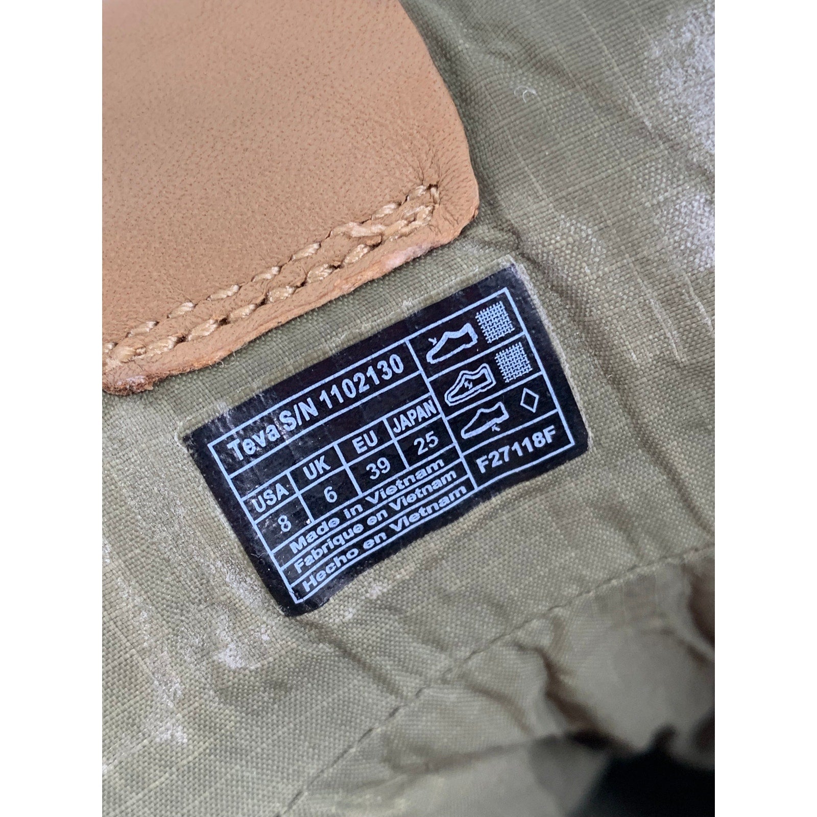 TEVA Women's Olive Green Puffer Mid Pull-On Boots SZ 8