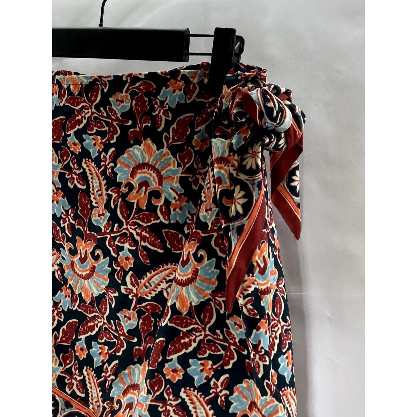 SHEIN Women's Black/Multi Printed Lightweight Mini Wrap Skirt SZ One Size