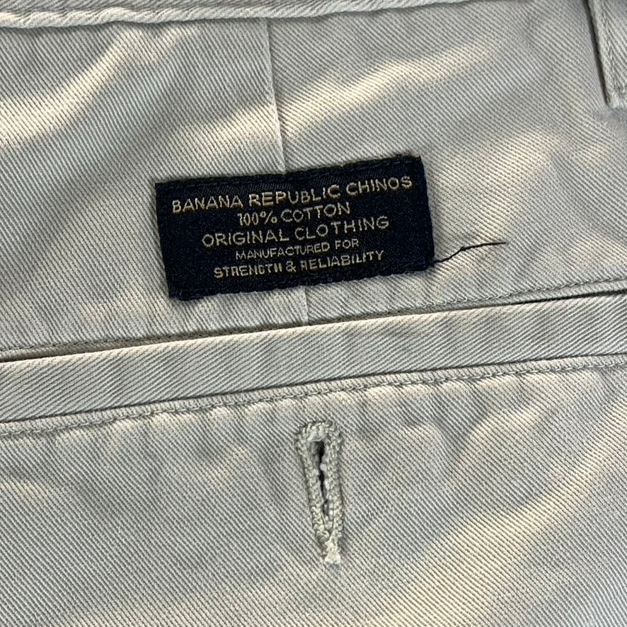 BANANA REPUBLIC Men's Tan Vintage Pleated Front Classic Fit Chino Shorts SZ 33