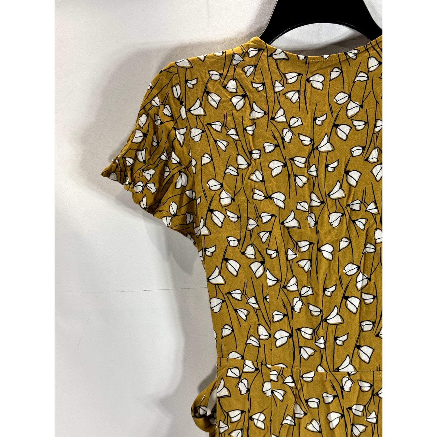 DRESS FORUM Los Angeles Women's Yellow Print V-Neck Short Sleeve Wrap Dress SZ S