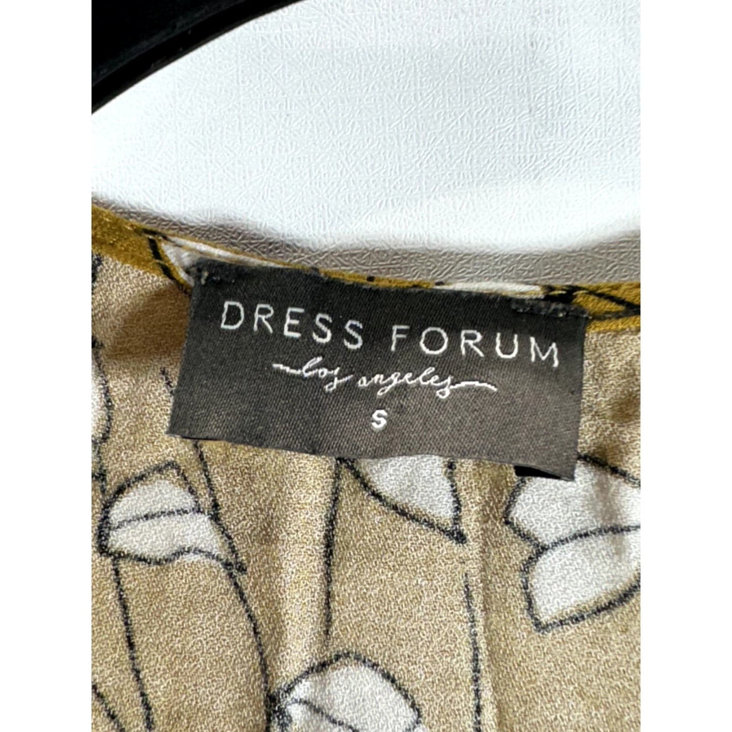 DRESS FORUM Los Angeles Women's Yellow Print V-Neck Short Sleeve Wrap Dress SZ S