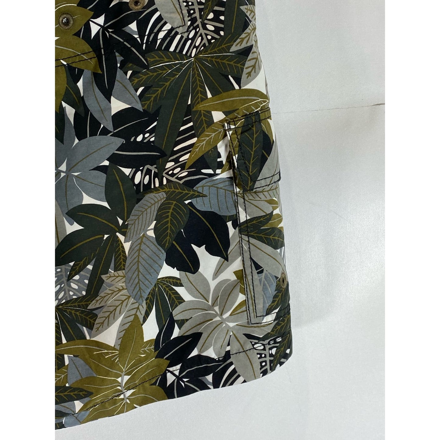 TOMMY BAHAMA Men's Green Leaf Print Drawstring Pull-On Swim Shorts SZ 2XL