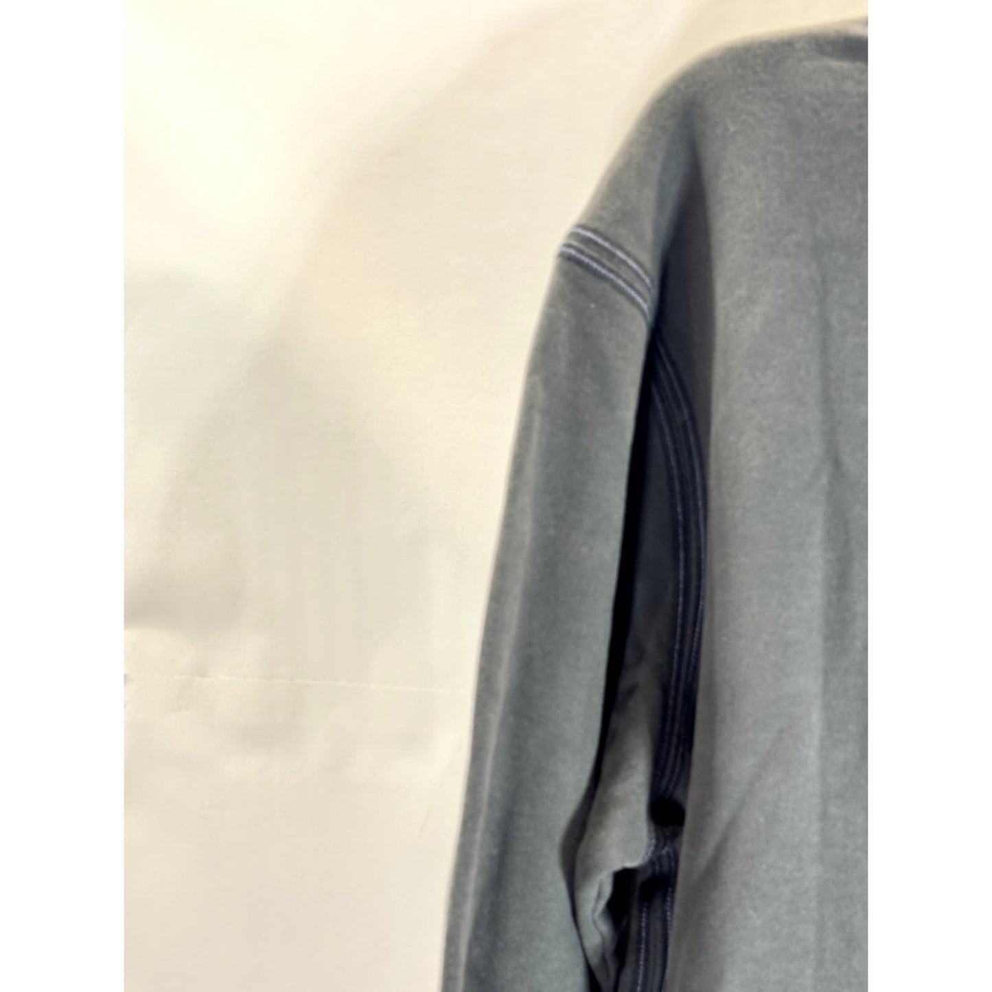 TOMMY BAHAMA Women's Black Henley Pullover Thumbhole Sweater SZ XL