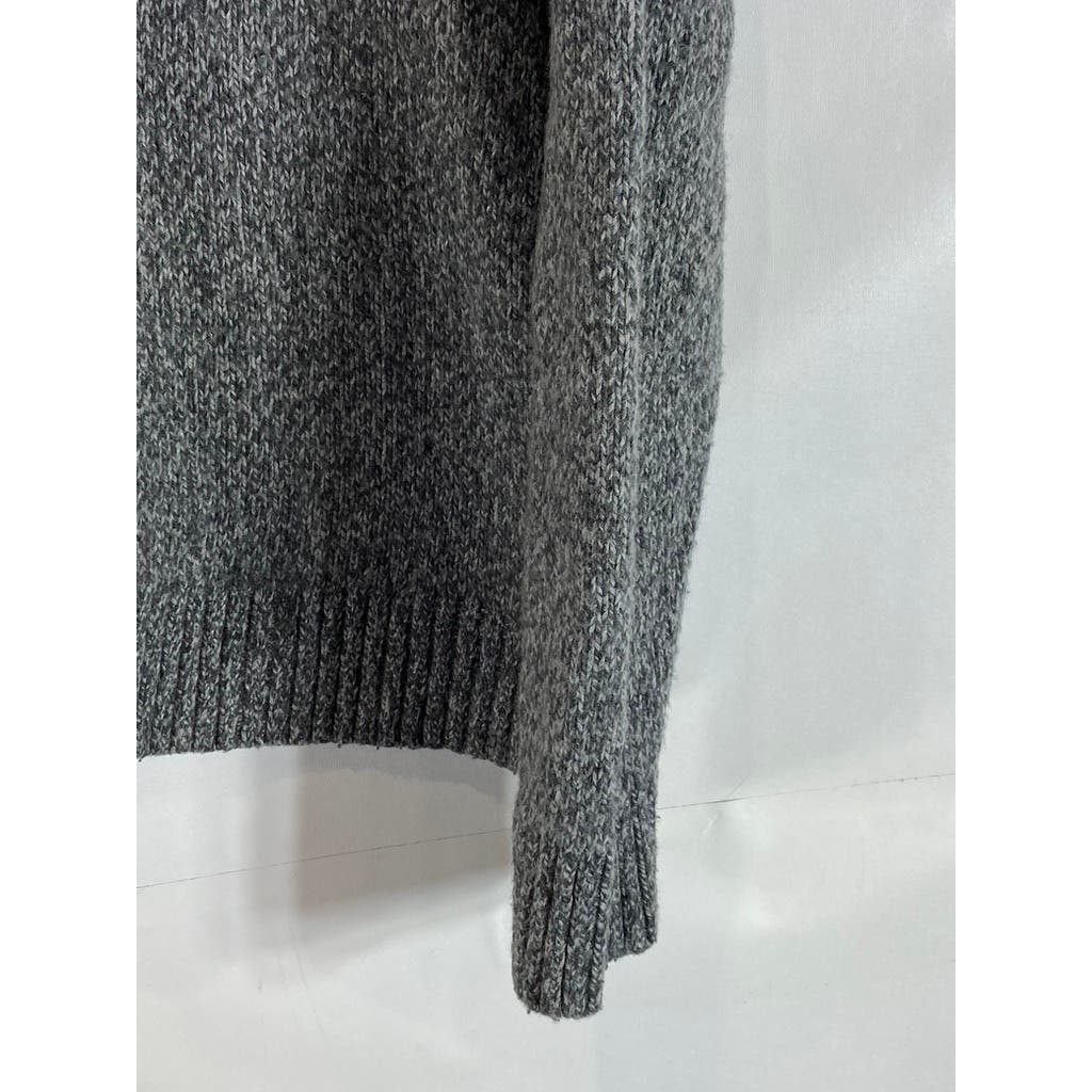 ABERCROMBIE & FITCH Men's Gray Heather Snowflake Print Crewneck Sweater SZ M