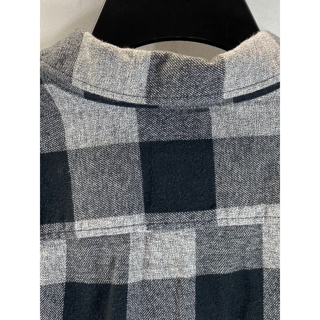 AMERICAN EAGLE OUTFITTERS Men's Grey/Black Plaid Classic-Fit Button-Up Shirt SZL