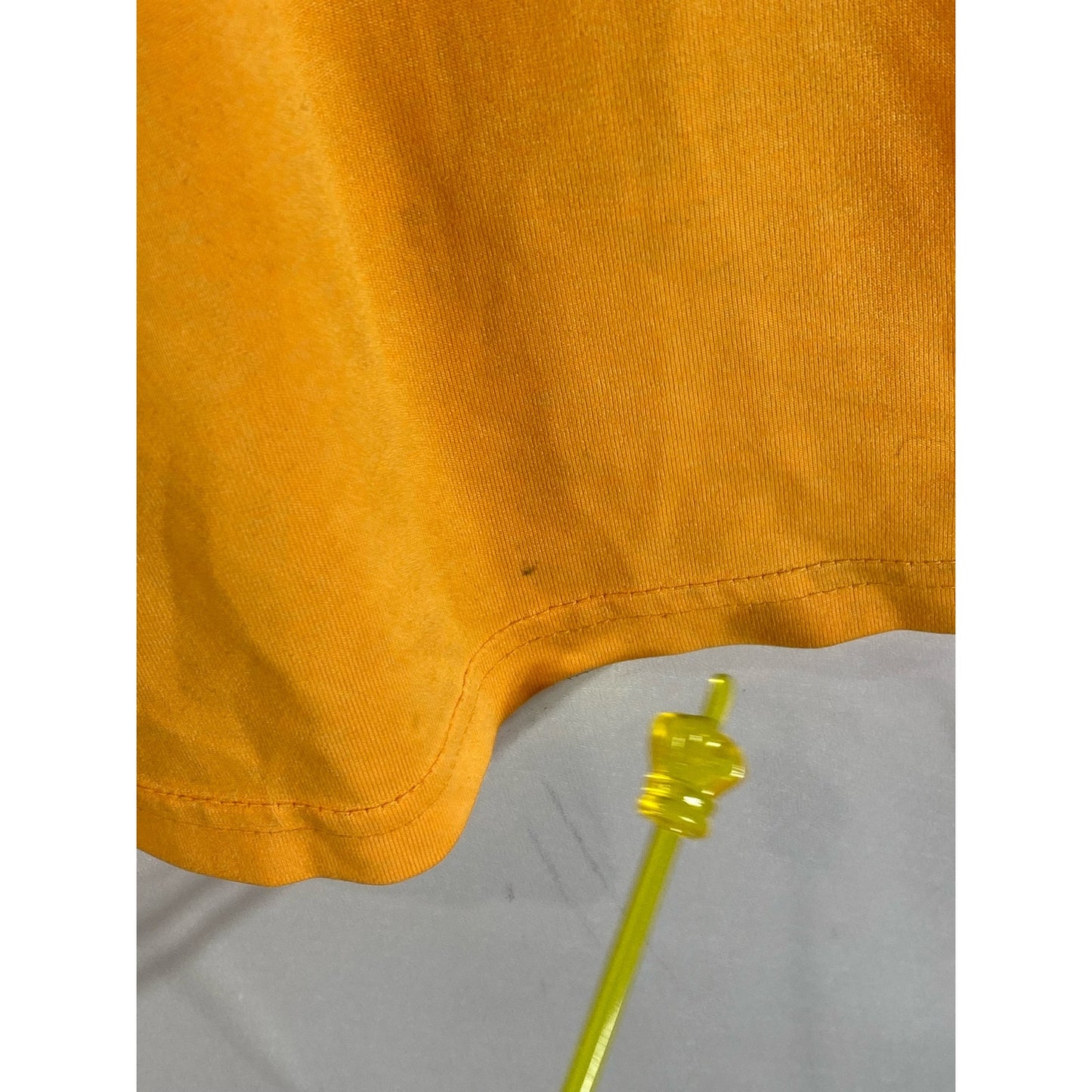 NIKE Men’s Yellow/Navy Dri-Fit Crewneck Short Sleeve Large Swoosh T-Shirt SZ M