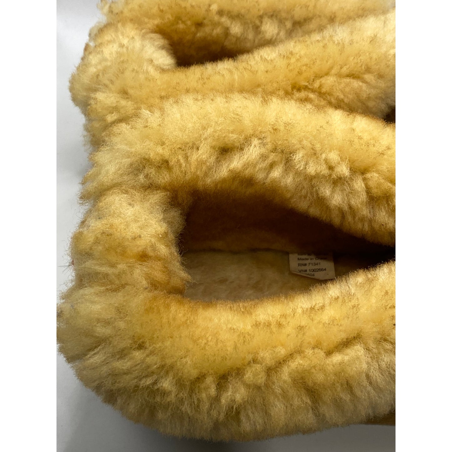 L.L. BEAN Women's Tan Wicked Good Moccasin Suede Shearling Slippers SZ 8