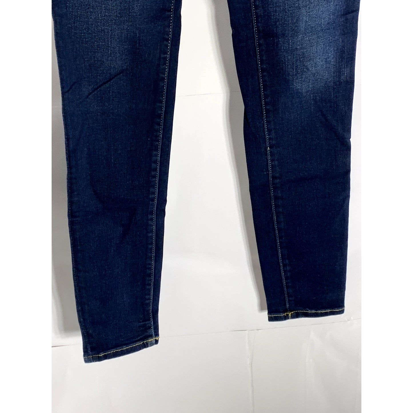 AMERICAN EAGLE Women's Dark Blue Regular-Fit Skinny-Leg Four-Pocket Jean SZ 4