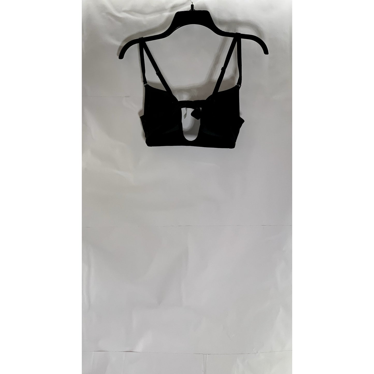 EXCLUSIVE OF TRIMS Women's Black Strap Scooped Bra SZ 36 C