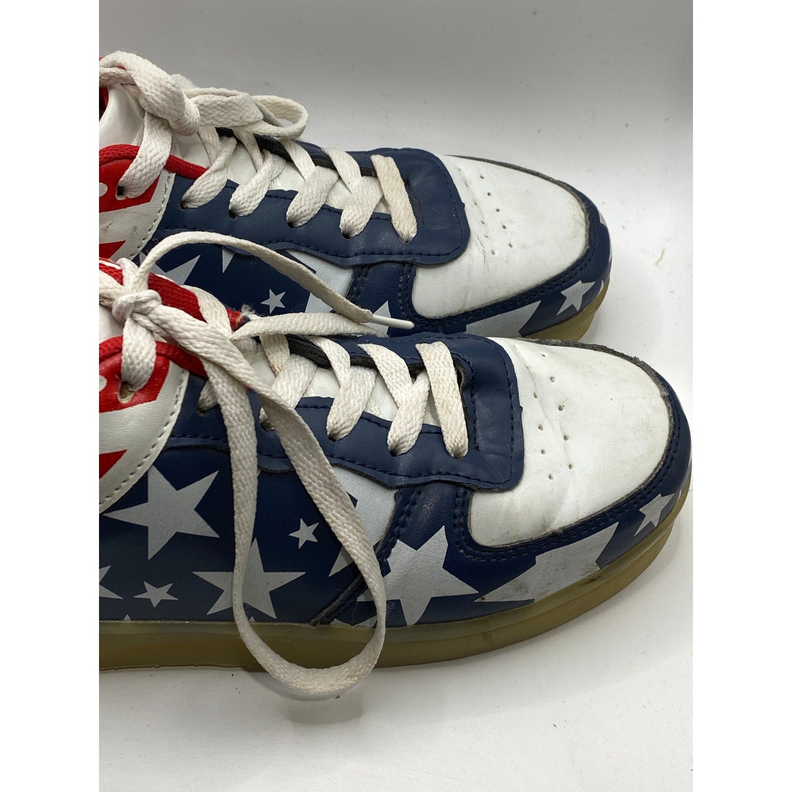 UNBRANDED Men's Red-Blue-Green Star Print Lace-Up Light-Up Sneakers SZ 39(9)