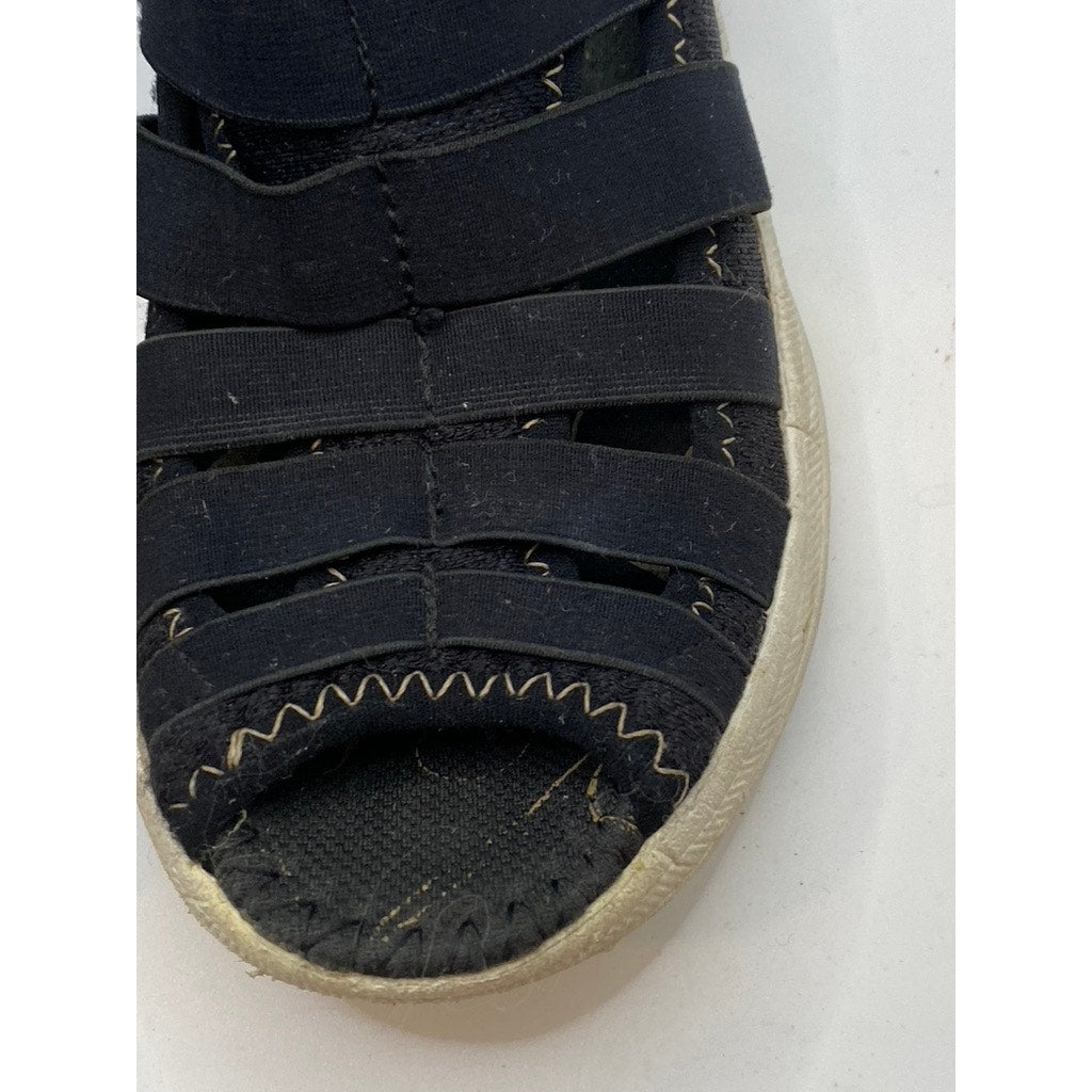 BZEES Women's Black Strappy Slip-On Open-Toe Resort Walking Sandals SZ 6.5