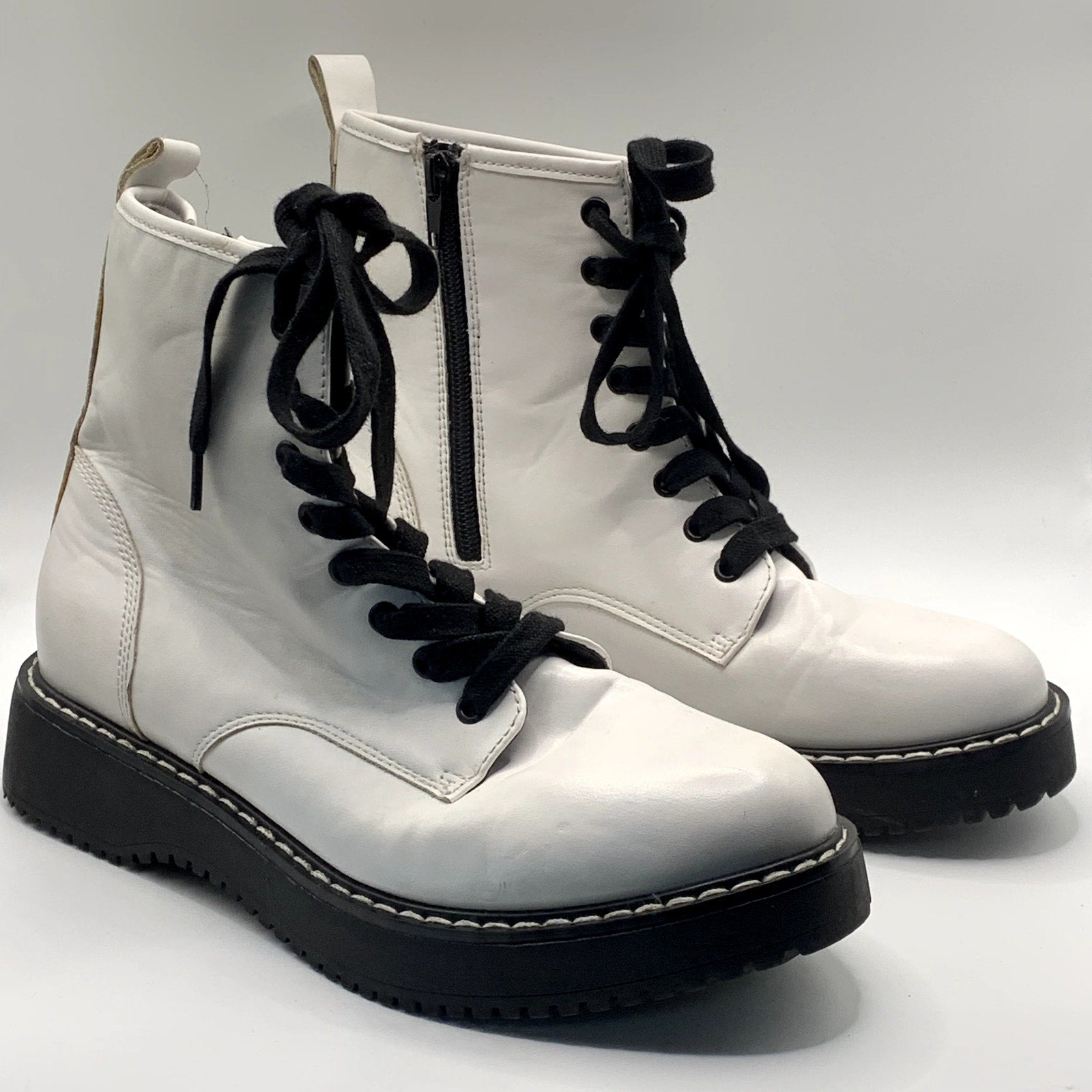 MADDEN GIRL Women's White Kurtt Faux-Leather Side-Zip Lace-Up Combat Boots SZ7.5