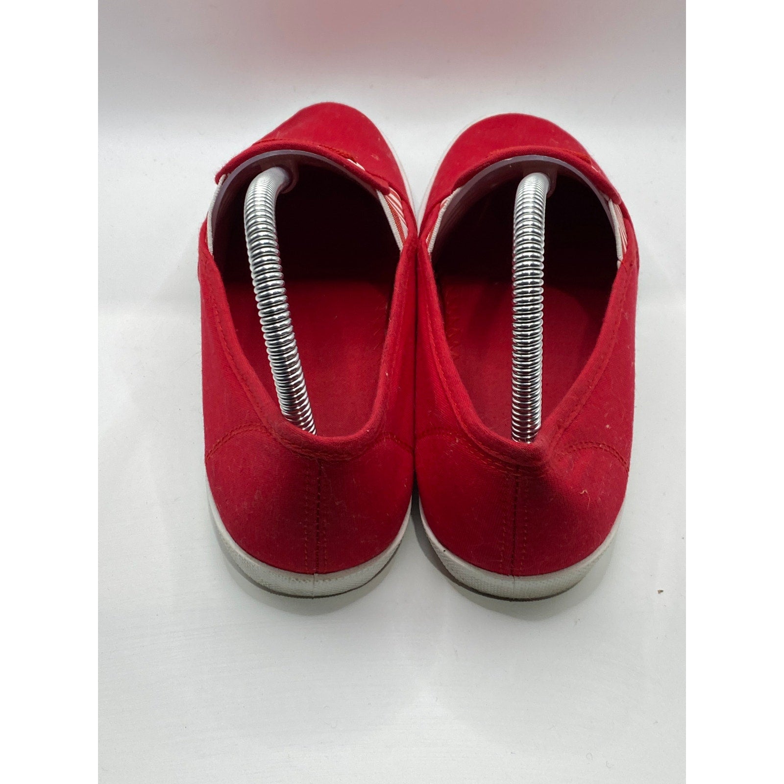 UNBRANDED Women's red Canvas Bungee Lace-Up Round-Toe Casual Flat Sneakers SZ 8