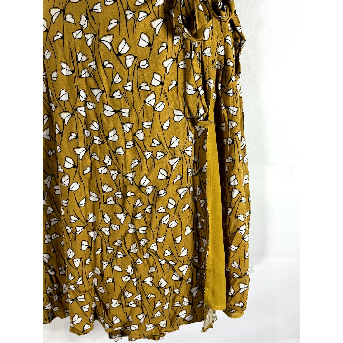DRESS FORUM Los Angeles Women's Yellow Print V-Neck Short Sleeve Wrap Dress SZ S
