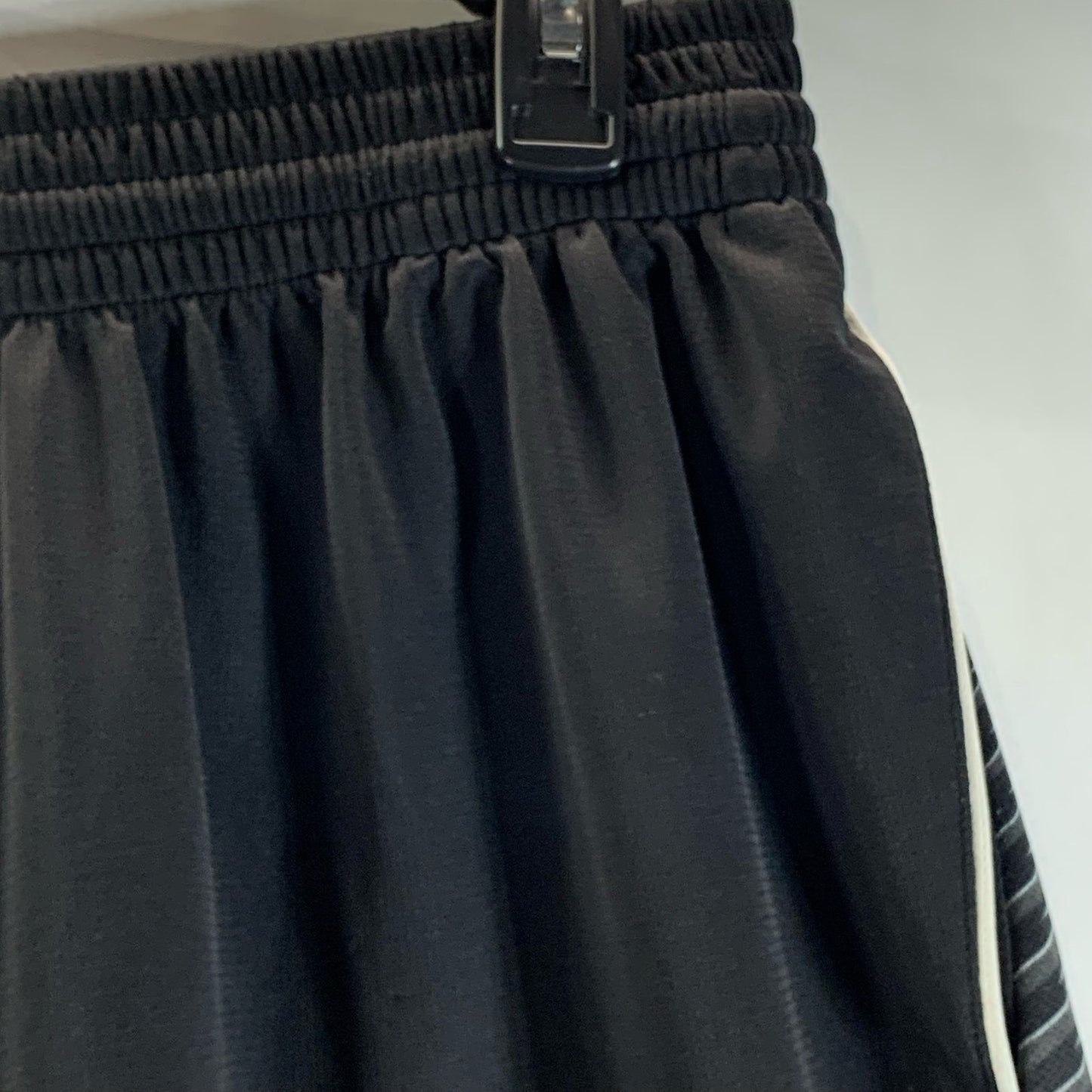 ADIDAS Men's Black Edge Shookwave Elastic Waist Pull-On Basketball Shorts SZ M