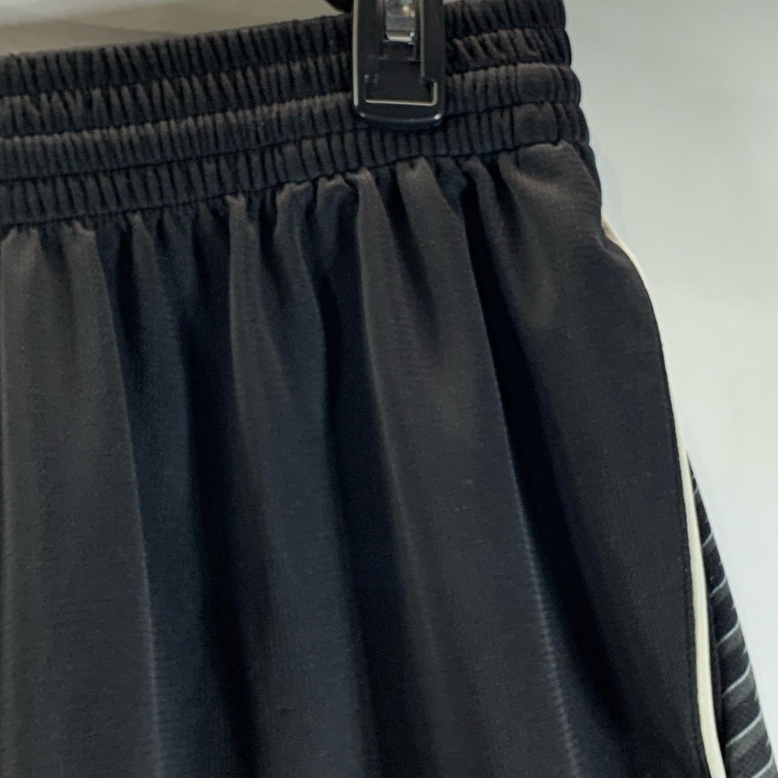ADIDAS Men's Black Edge Shookwave Elastic Waist Pull-On Basketball Shorts SZ M