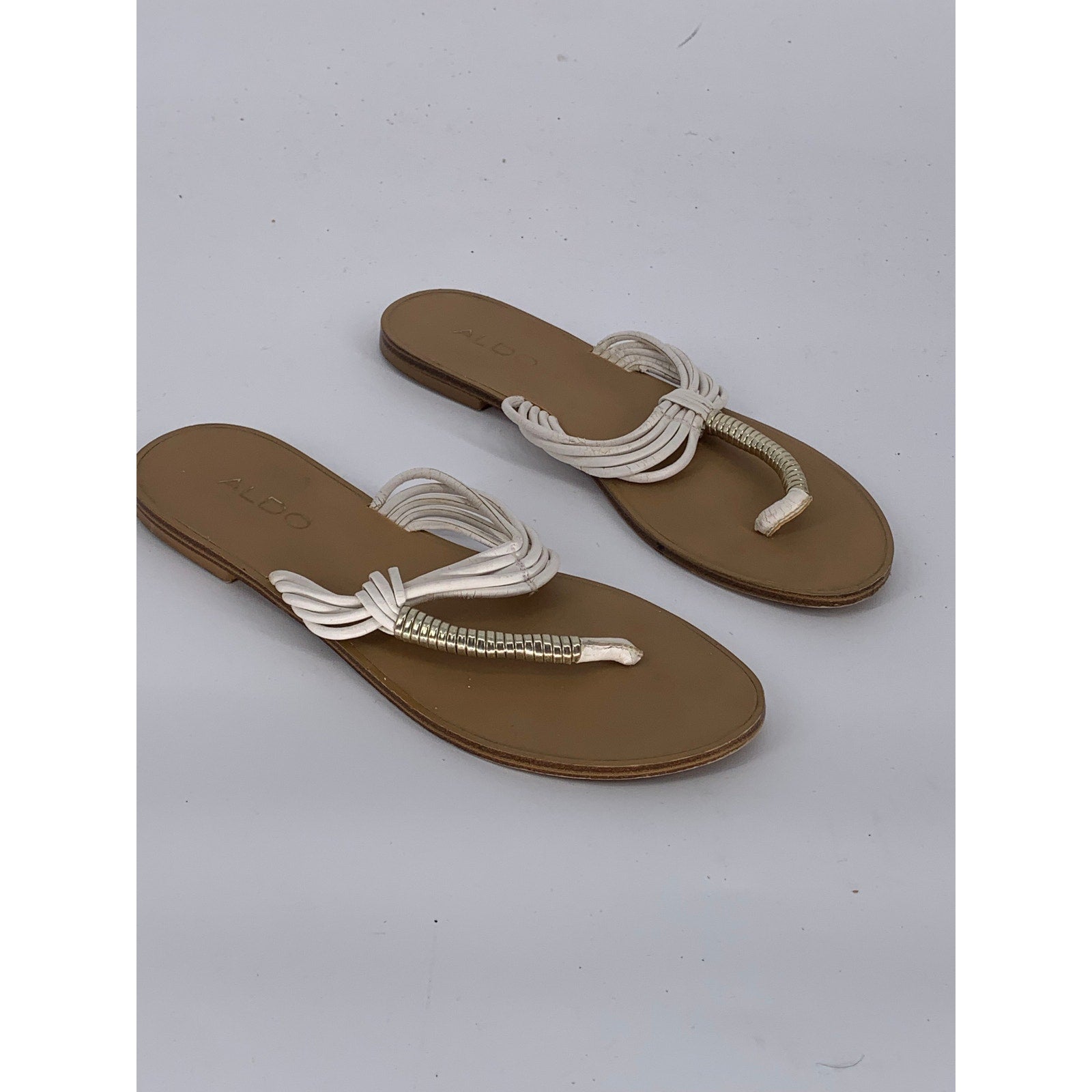 ALDO Women's White Slip-On Thong Sandals SZ 7.5