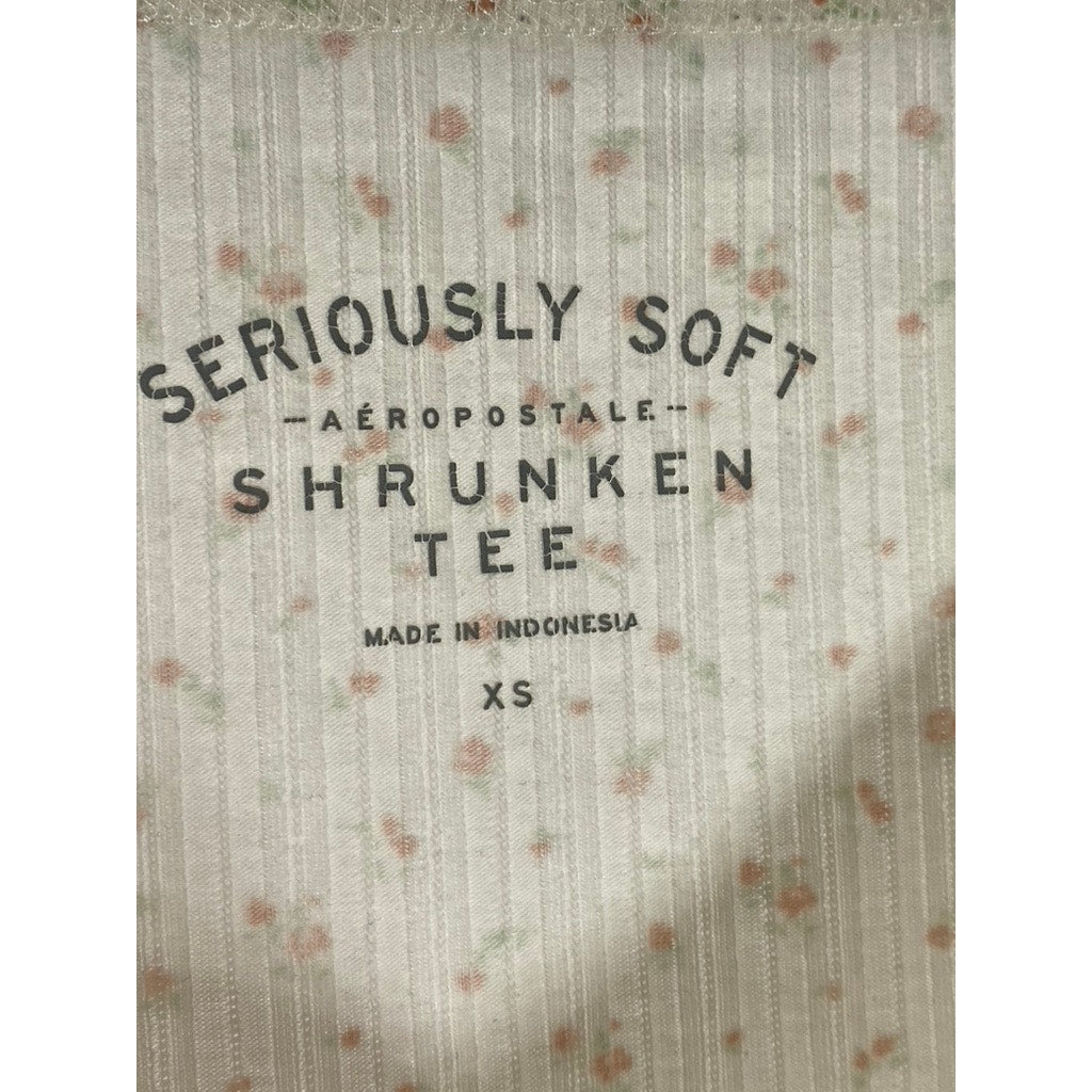 AEROPOSTALE Women's White Rose Print Seriously Soft Crewneck Shrunken Tee SZ XS