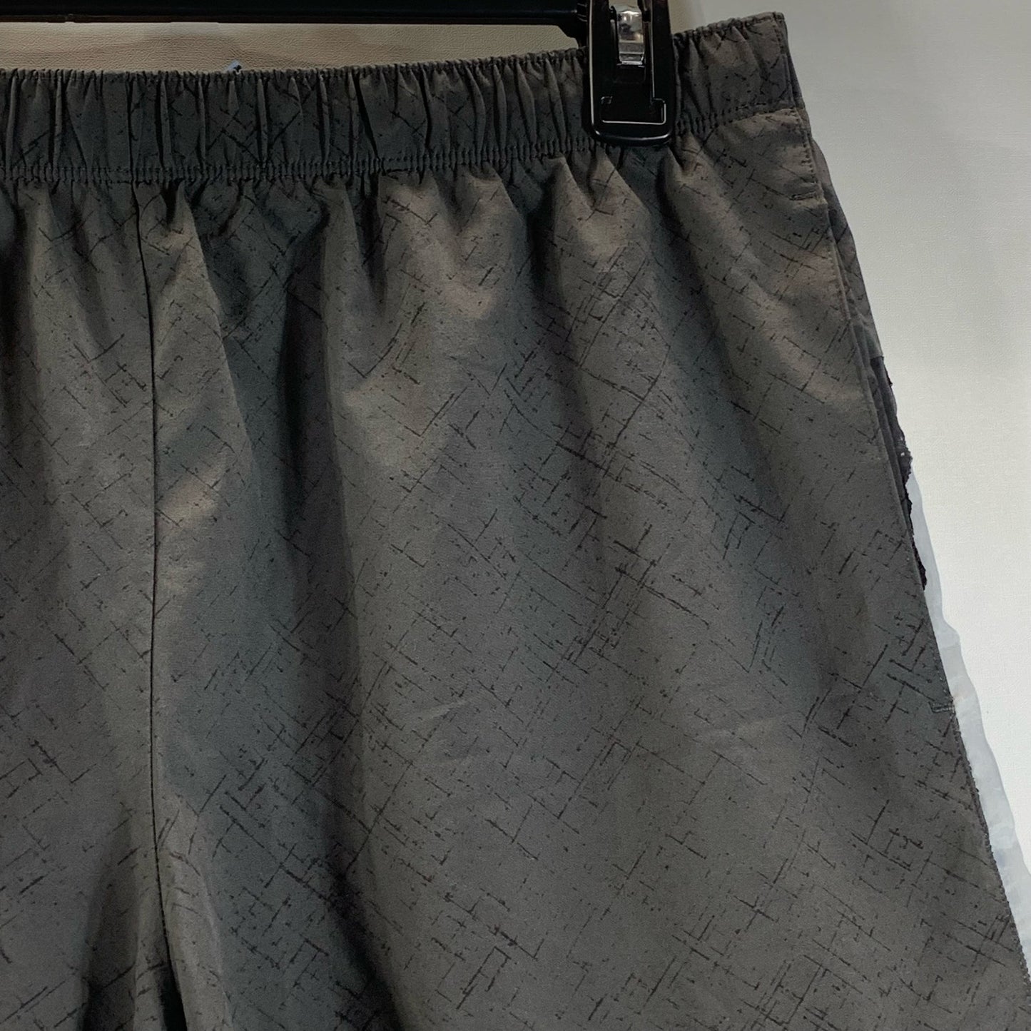 ASCIS Men's Charcoal/Gray Elastic Waist Pull-On Active Track Shorts SZ M